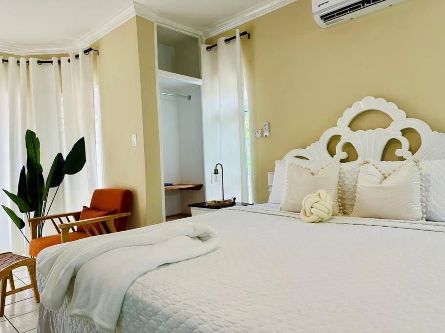 Falcon Islandview - Airport Pickup Available - 24Security Montego Bay Zewnętrze zdjęcie
