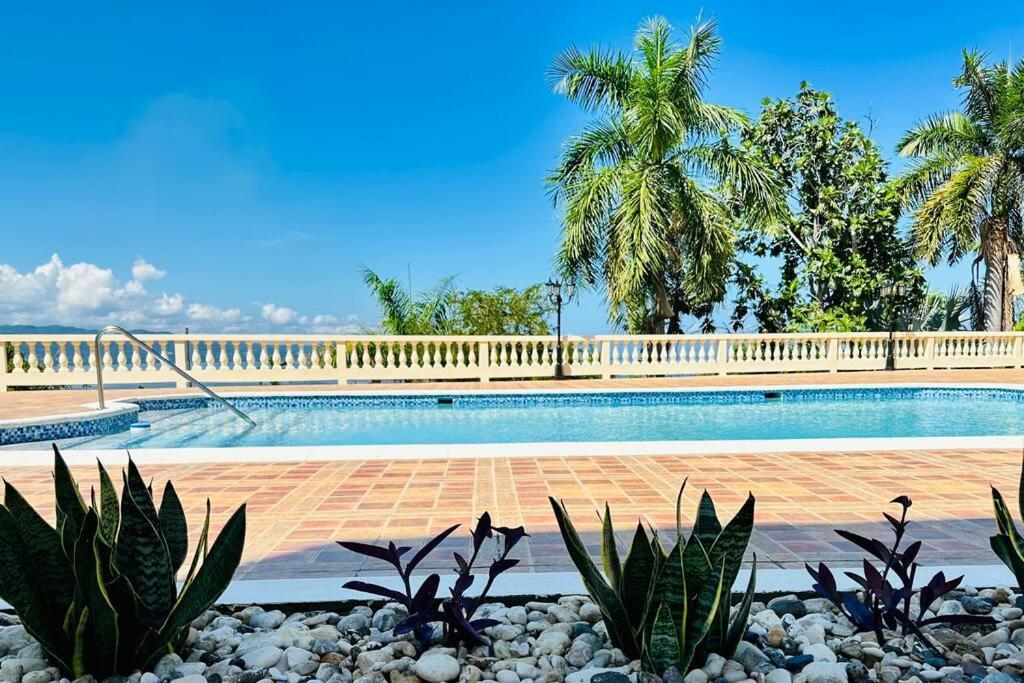 Falcon Islandview - Airport Pickup Available - 24Security Montego Bay Zewnętrze zdjęcie